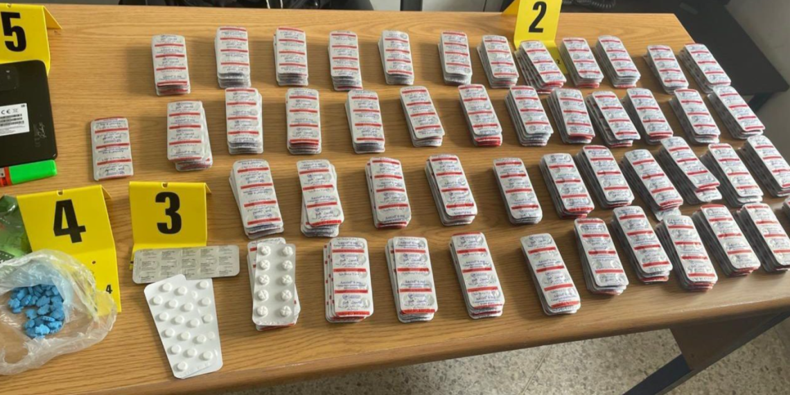 توقيف مروج أقراص مهلوسة بضواحي تيفلت وحجز أزيد من 2400 قرص مخدر