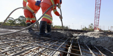 طفرة عمرانية متسارعة تخفي هشاشة في أوضاع عمال البناء بالمغرب