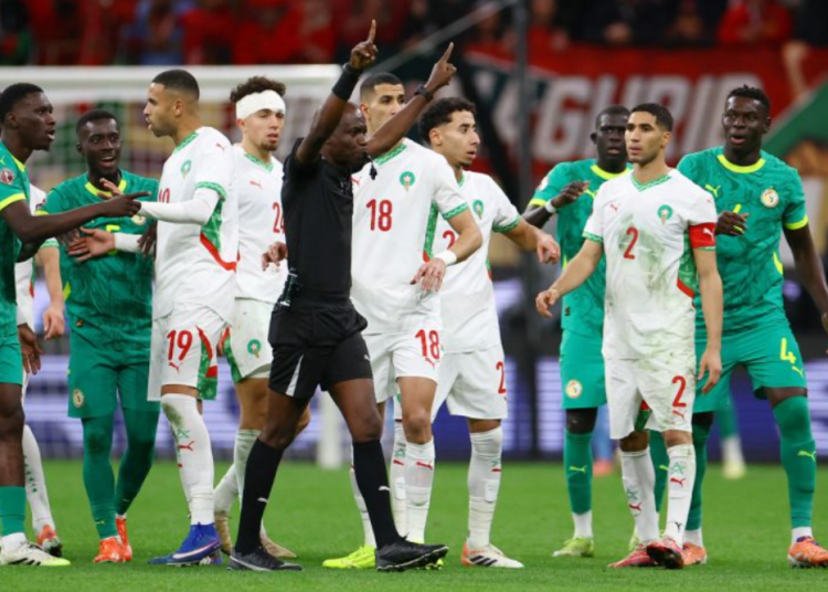 مجلة إسبانية: معطيات جديدة ترجّح كفة المغرب في نهائي “الكان” وتُبقي الملف مفتوحاً 19 الحيداوي يراهن على الحسم في آسفي ويطفئ جدل فرحاني