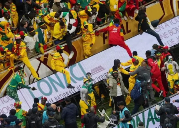 هذا ما قررته محكمة الاستئناف بالرباط في حق المشجعين السنغاليين المتورطين في شغب نهائي “الكان” 16 هذا ما قررته محكمة الاستئناف بالرباط في حق المشجعين السنغاليين المتورطين في شغب نهائي “الكان”