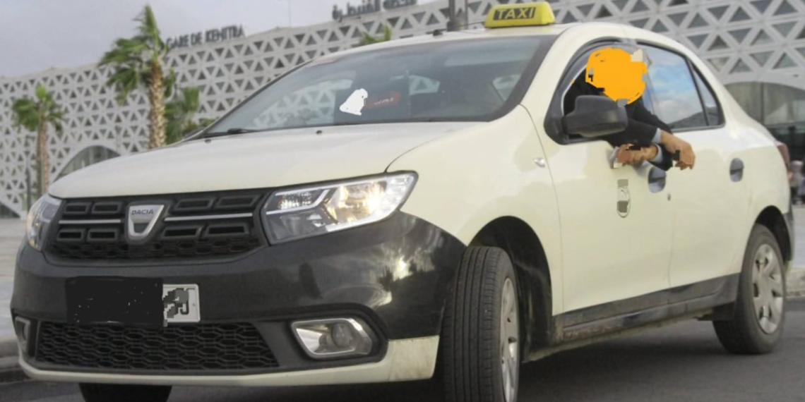 القنيطرة.. أزمة الطاكسيات وتعنّت بعض السائقين يدفعان المواطنين إلى تطبيقات النقل