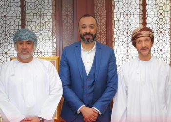 وزير الرياضة العُماني ورئيس الاتحاد يستقبلان المدرب طارق السكتيوي لبحث تطوير المنتخب الوطني 3 مسودة تلقائية