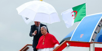 عاجل: تفجيرات البليدة تكشف انهيارًا استخباراتيا بالجزائر تزامنا مع زيارة البابا ليون الرابع عشر