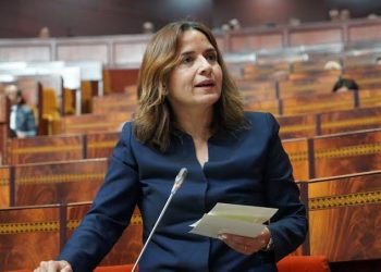 بنعلي تبرز ضعف الأثر الطاقي للساعة الإضافية خلال الشتاء في المغرب