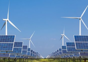 تحولات دولية تدفع المغرب إلى تسريع الاستثمار في الطاقات المتجددة وتوسيع شبكة الكهرباء