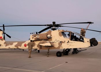 المغرب يتسلم الدفعة الثانية من مروحيات الأباتشي الأمريكية 4 MAROC APACHE ONE