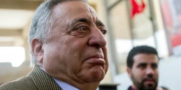 الرباط.. محكمة الاستئناف تؤيد حكمًا بالسجن في حق المحامي السابق محمد زيان