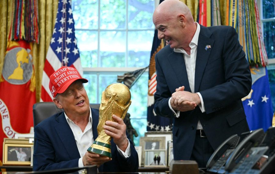 دليل على الثقة المتزايدة في الأمن الوطني المغربي.. ترامب يوقع قرار تشكيل الفريق الأمني الخاص بتنظيم مونديال 2026 1 دليل على الثقة المتزايدة في الأمن الوطني المغربي.. ترامب يوقع قرار تشكيل الفريق الأمني الخاص بتنظيم مونديال 2026