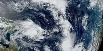 إجلاء آلاف السكان في نيوزيلندا مع اقتراب الإعصار “فايانو”